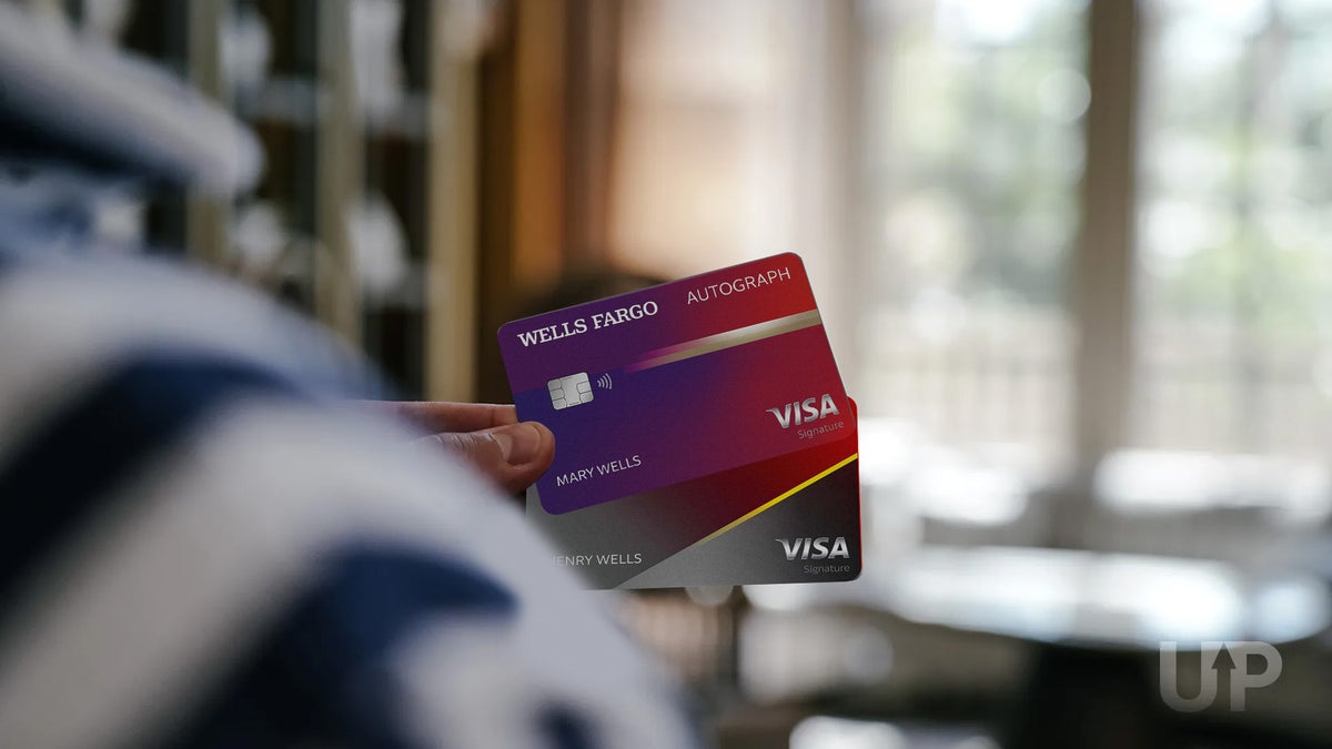Wells Fargo Autograph Card vs. Wells Fargo Active Cash Card [Detailed Comparison]