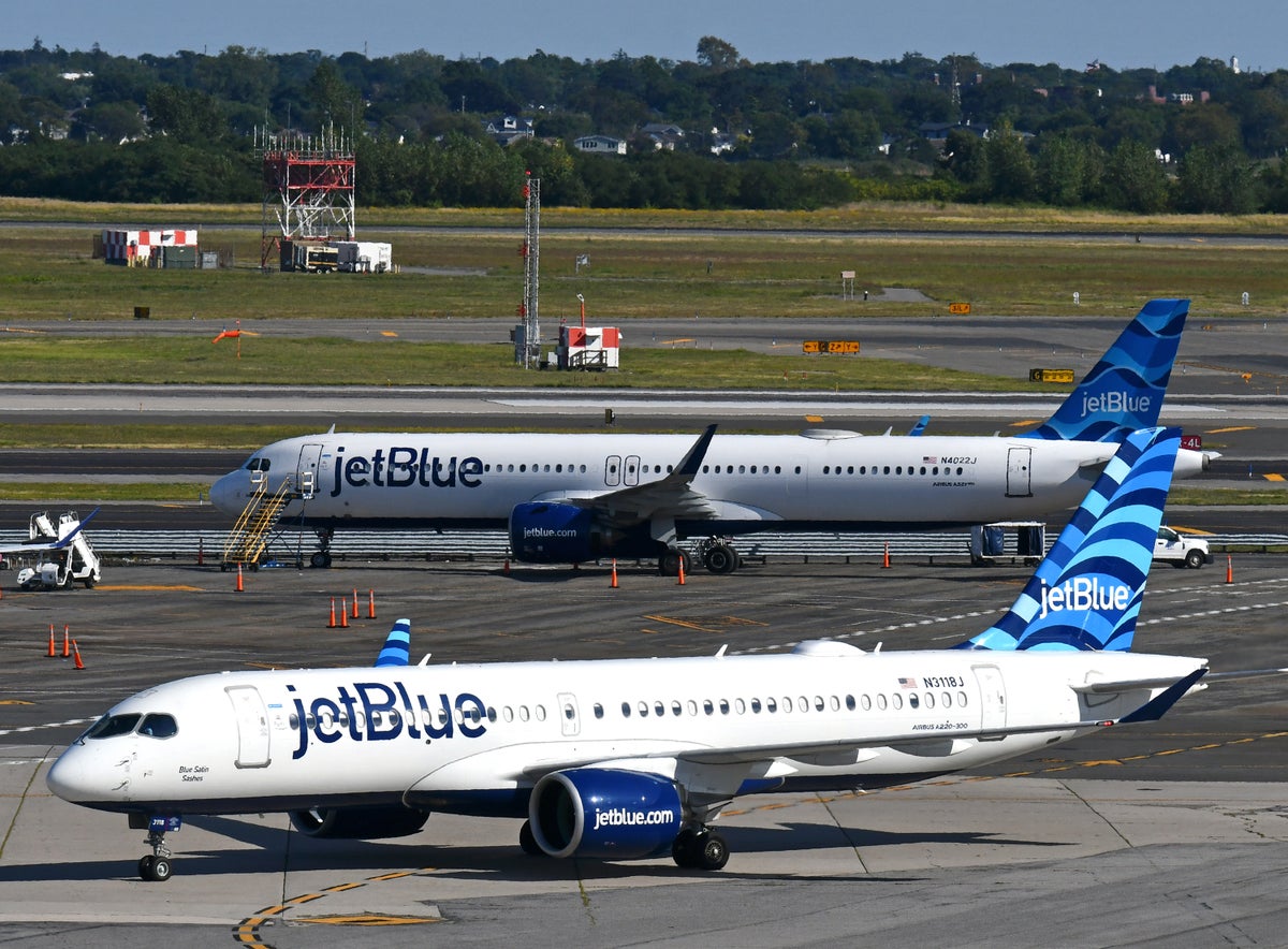 jetBlue A220 300 A321neo JFK 1