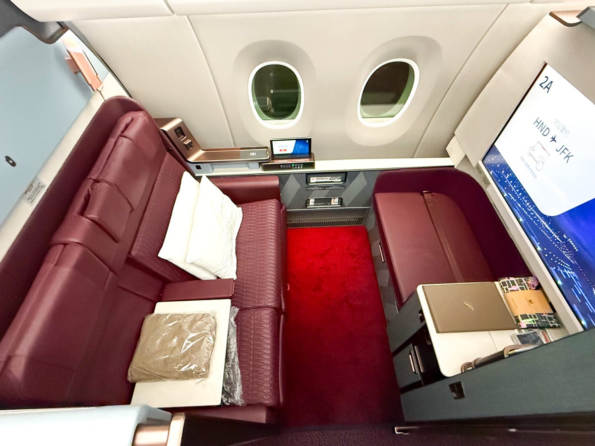 top view Japan Airlines First Class A350 1000 Image Credit Alex miller 35