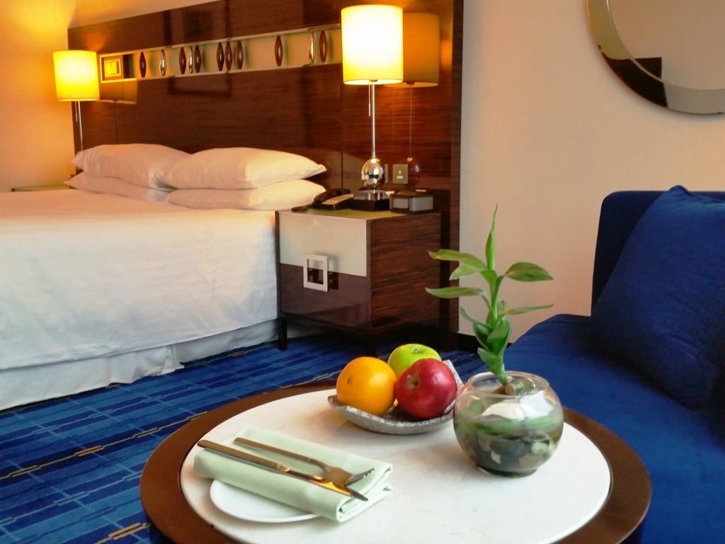 Quarto de Hotel com comodidade de boas-vindas