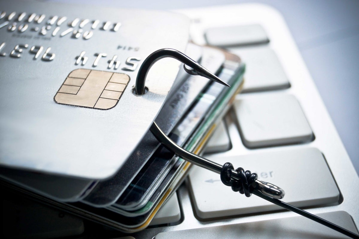 The Best Ways To Prevent Credit Card Fraud & Theft [2024]
