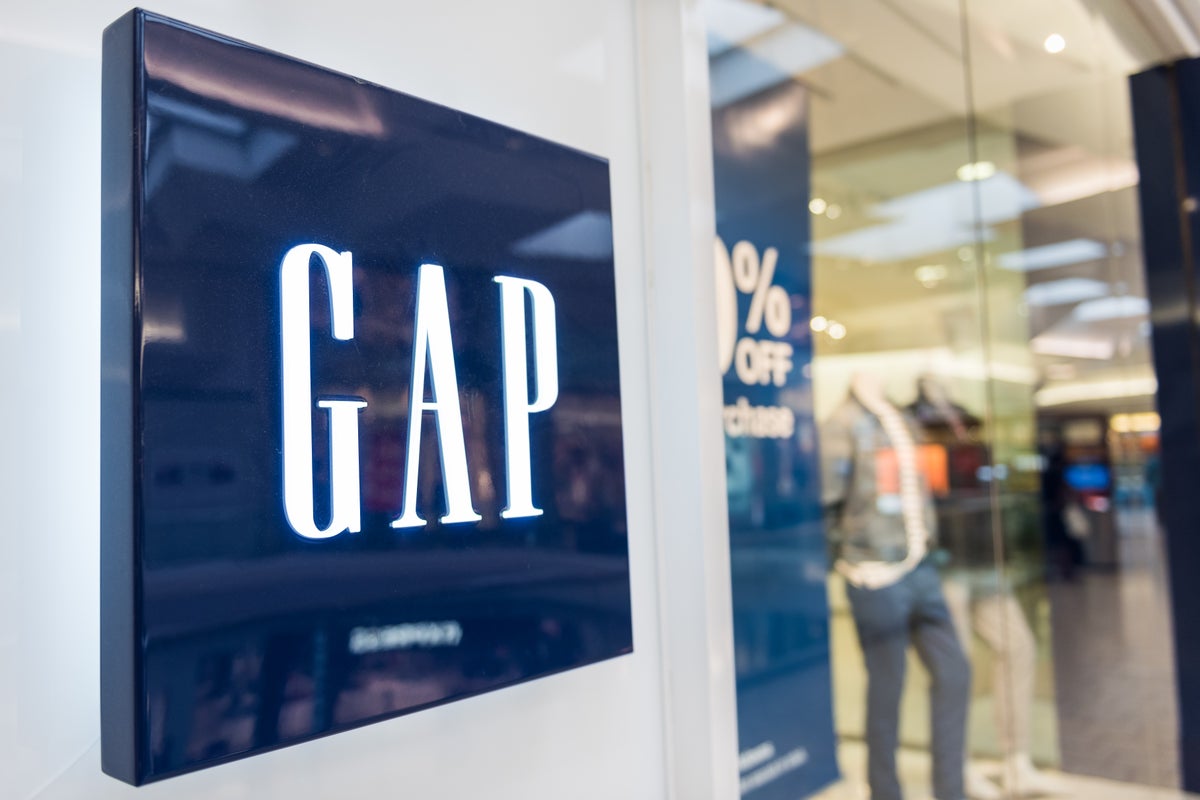 The Gap Credit Cards and Rewards Program – Everything You Need to Know