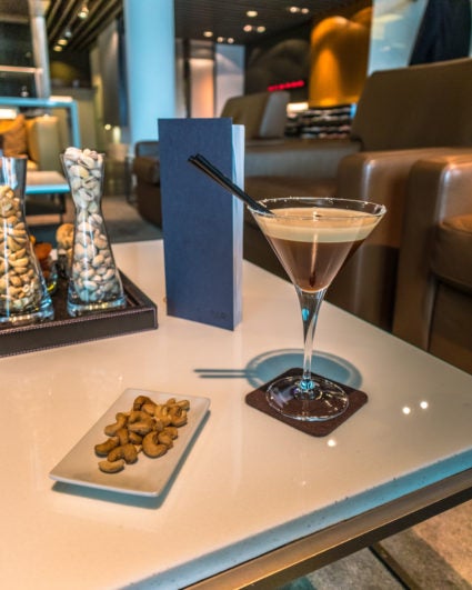 Cocktail della First Class Terminal di Lufthansa