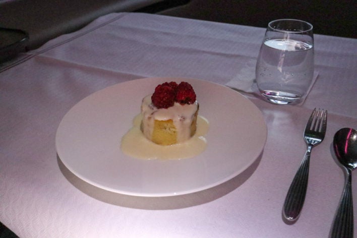 qatar a380 dessert