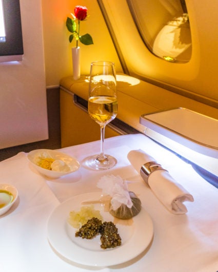 Caviar de primera clase del Airbus A380 de Lufthansa