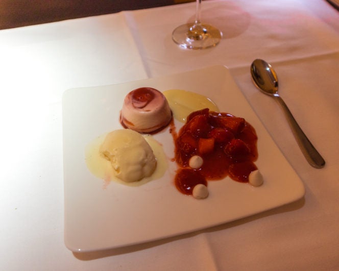 Postre de primera clase del Airbus A380 de Lufthansa