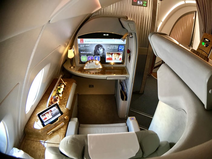 Emirates First Class – A380 Emirates First Class - A380