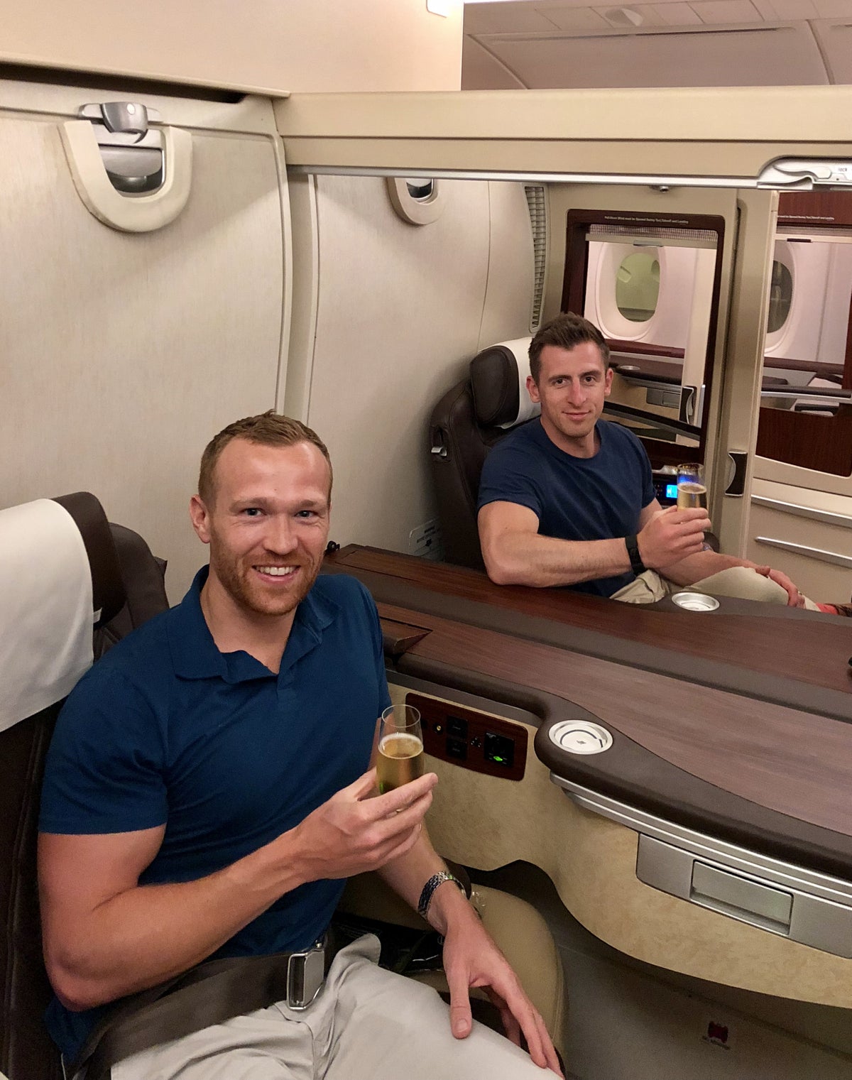 Singapore Airlines First Class Suites Frankfurt to Singapore - Pre Departure Champagne