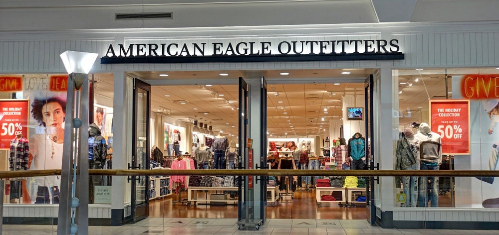 American Eagle Storefront for AEO Credit Card Review
