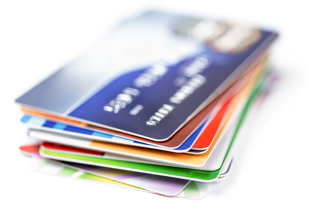 Charge Cards vs. Credit Cards — What Are the Differences? [2022]