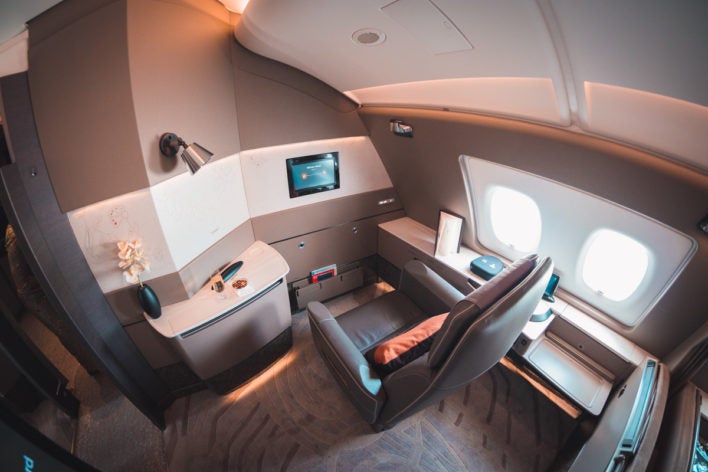 Singapore Airlines Airbus A380 New First Class Suites [Amazing Pics]