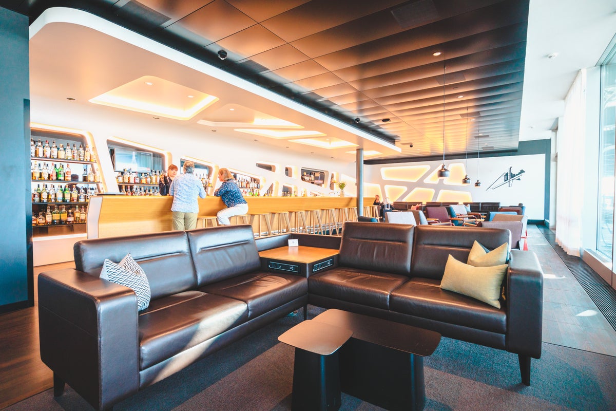How to Access Airport Lounges (Without Flying First or Business Class)