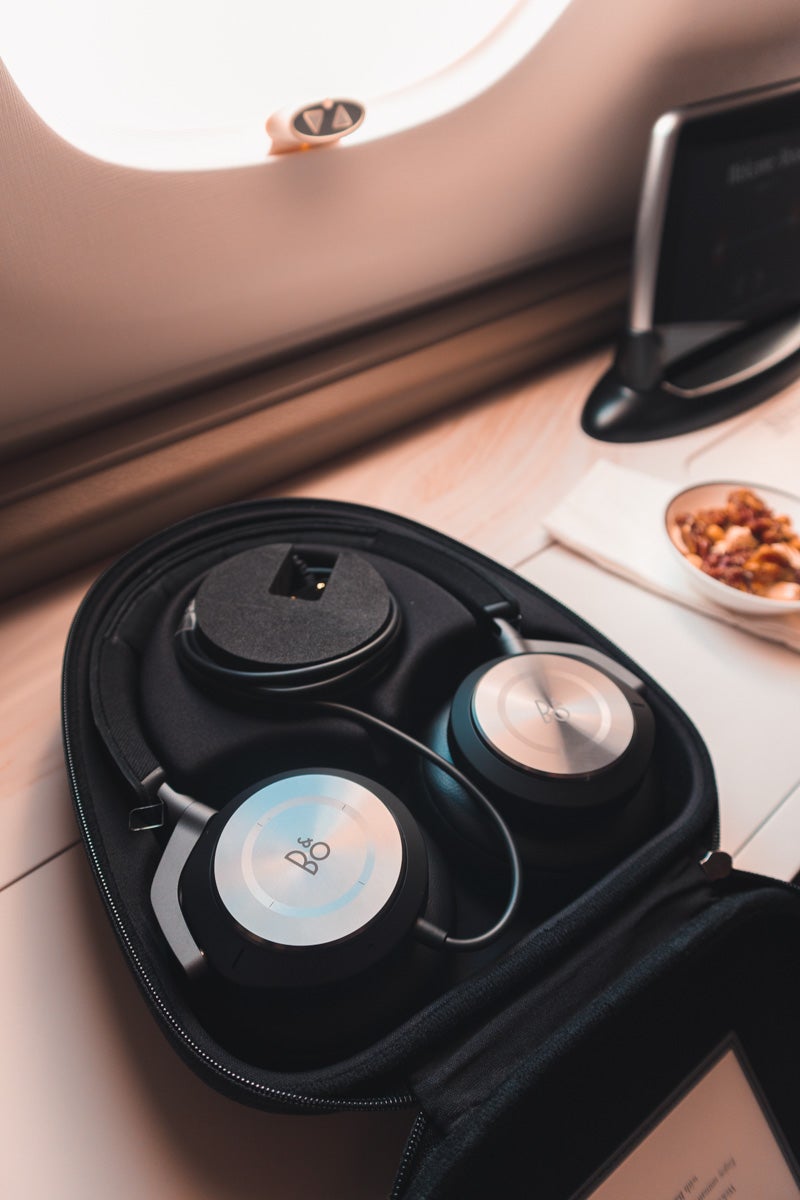 Singapore Airlines new A380 First Suite BO Headphones