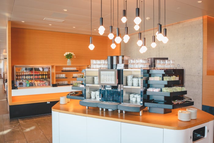 Swiss Senator Lounge Zurich Coffee Station