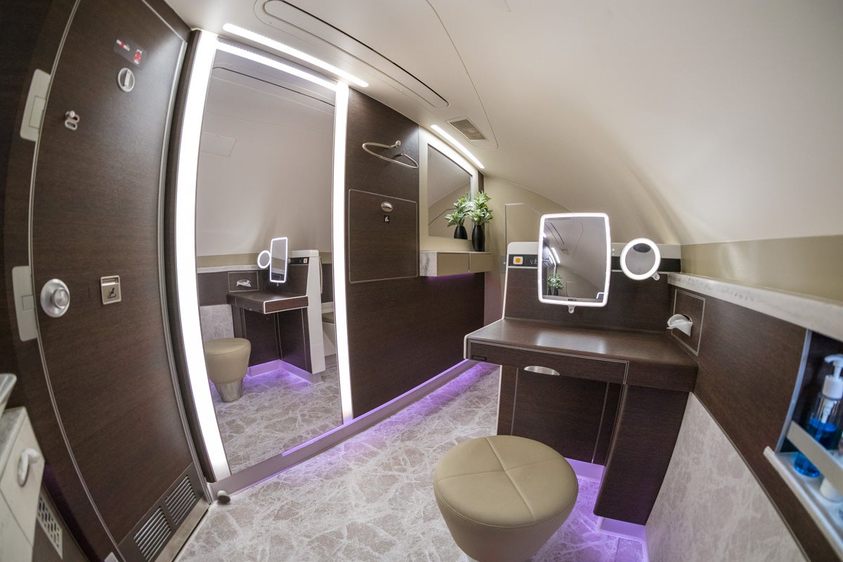 Singapore Airlines new A380 First Suite Main Bathroom