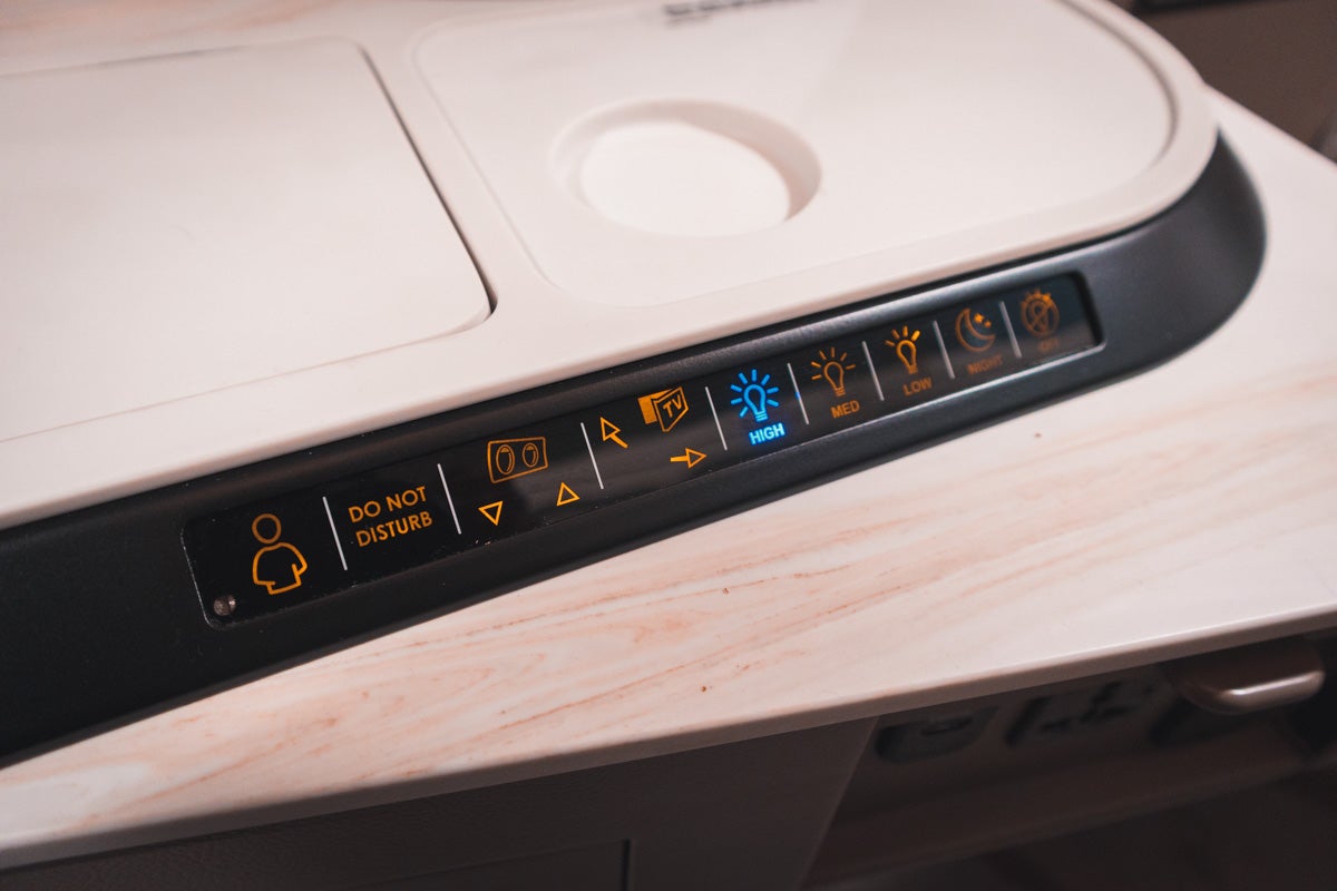 Singapore Airlines new A380 First Suite Controls