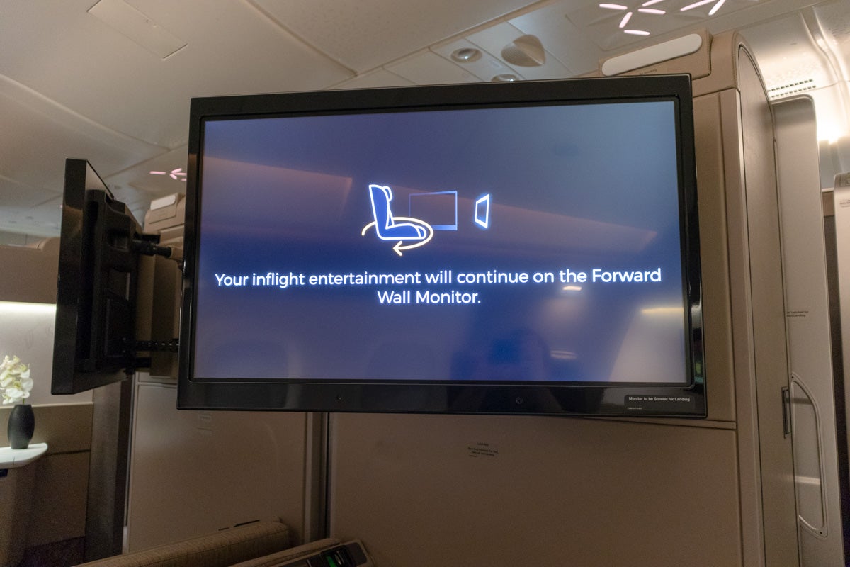 Singapore Airlines new A380 First Suite IFE Error
