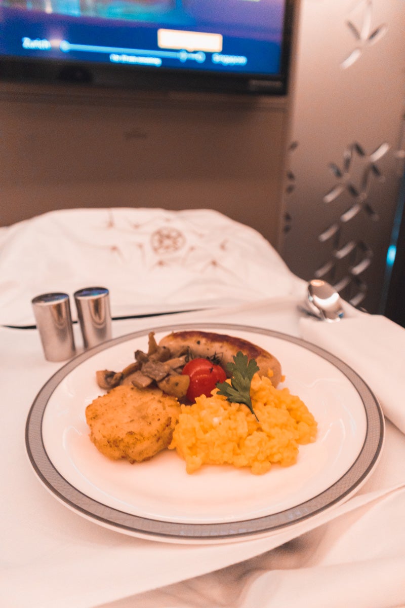 Singapore Airlines new A380 First Suite Breakfast