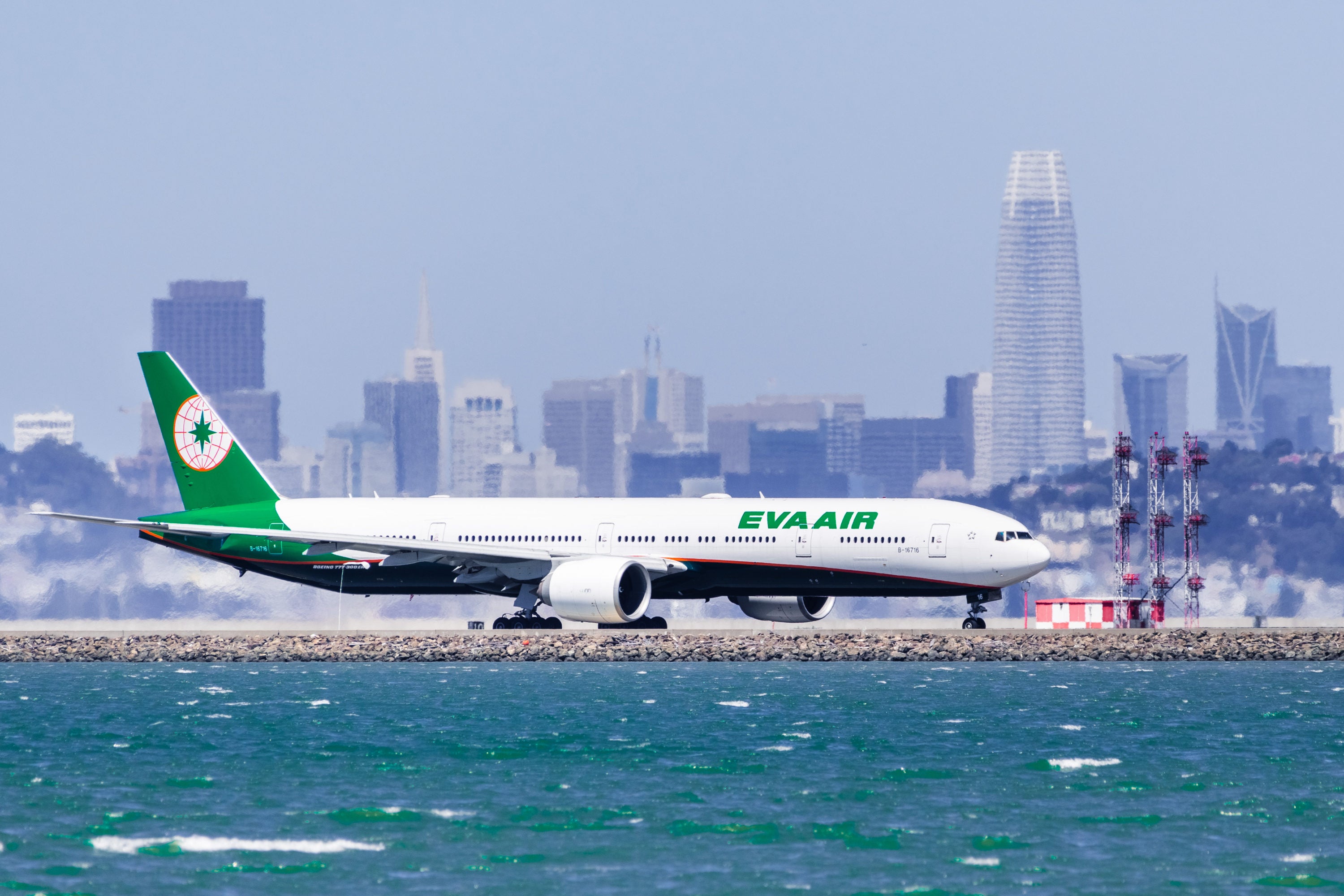Eva Air Baggage Fees and Policy [2023 Update]