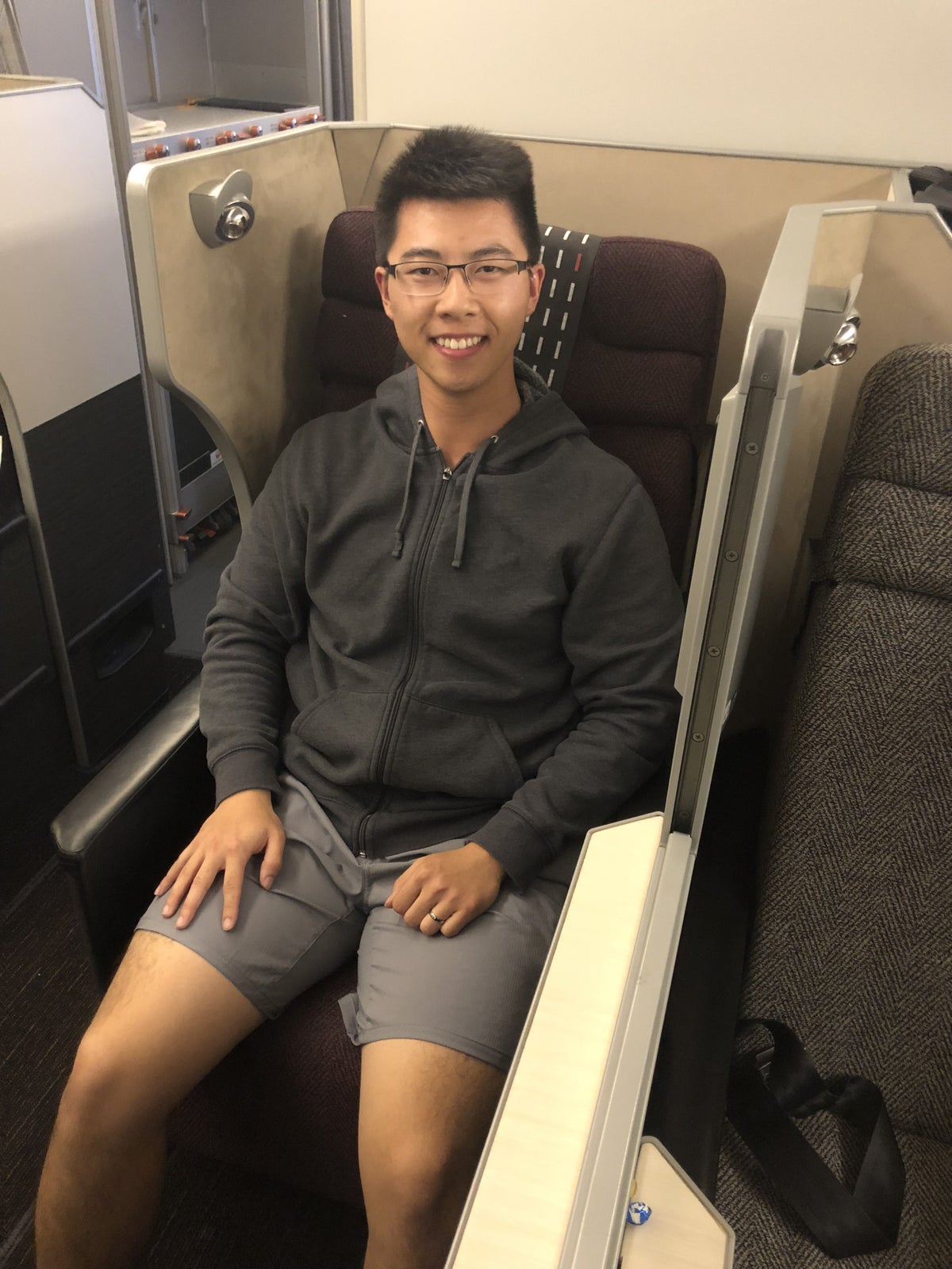 Japan Airlines 777 Business Class Seat Size