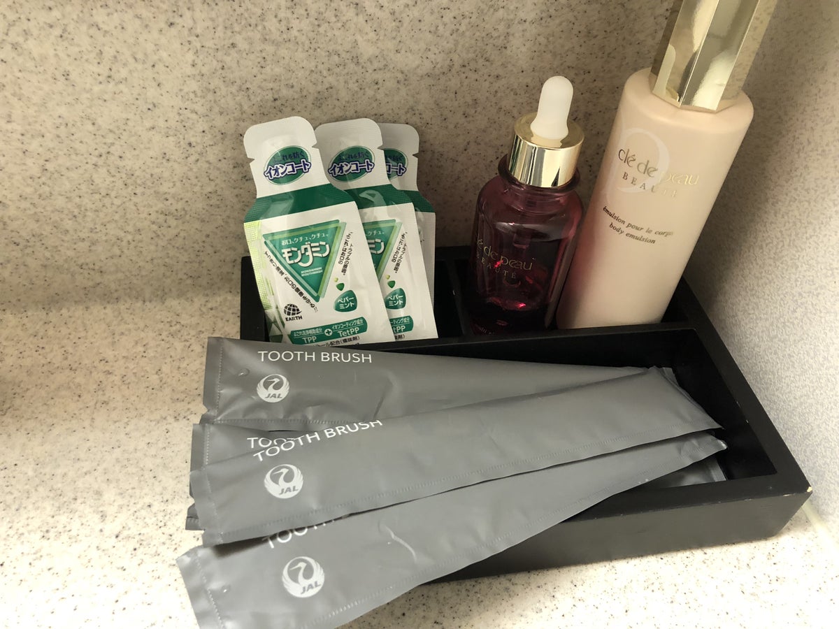 Japan Airlines 777 First Class Lavatory Amenities