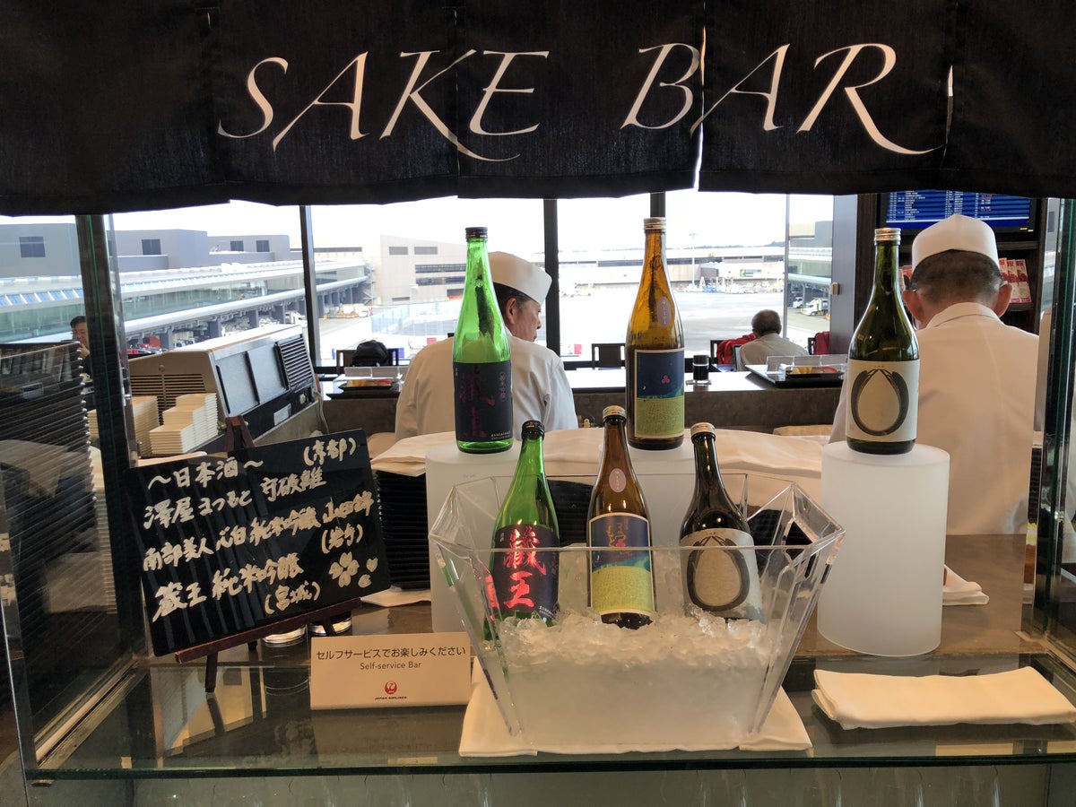 Self-serve sake bar