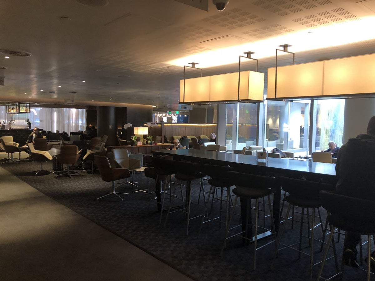 Oneworld Business Class Lounge LAX More Seating
