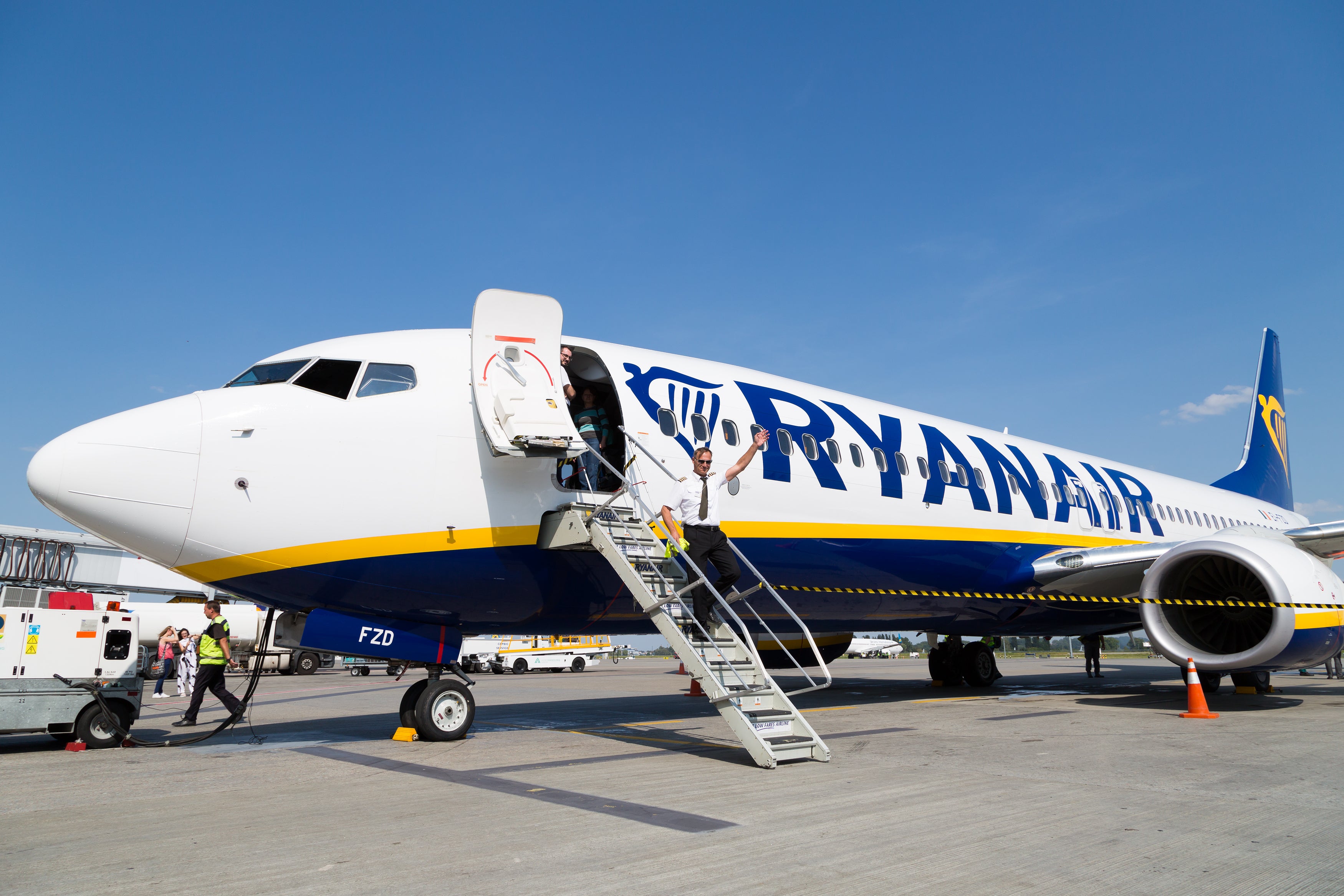 ryanair left item on plane