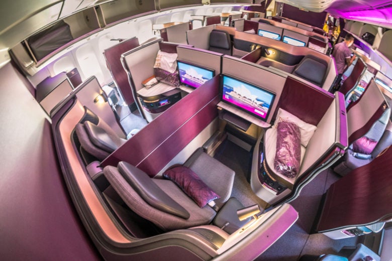 Qatar Airways Qsuite 777