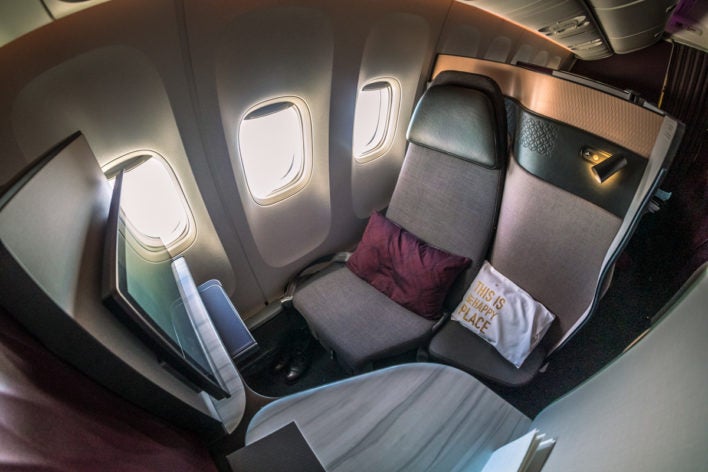 Qatar Airways 777 Qsuites Business Class Review [SYD > DOH]