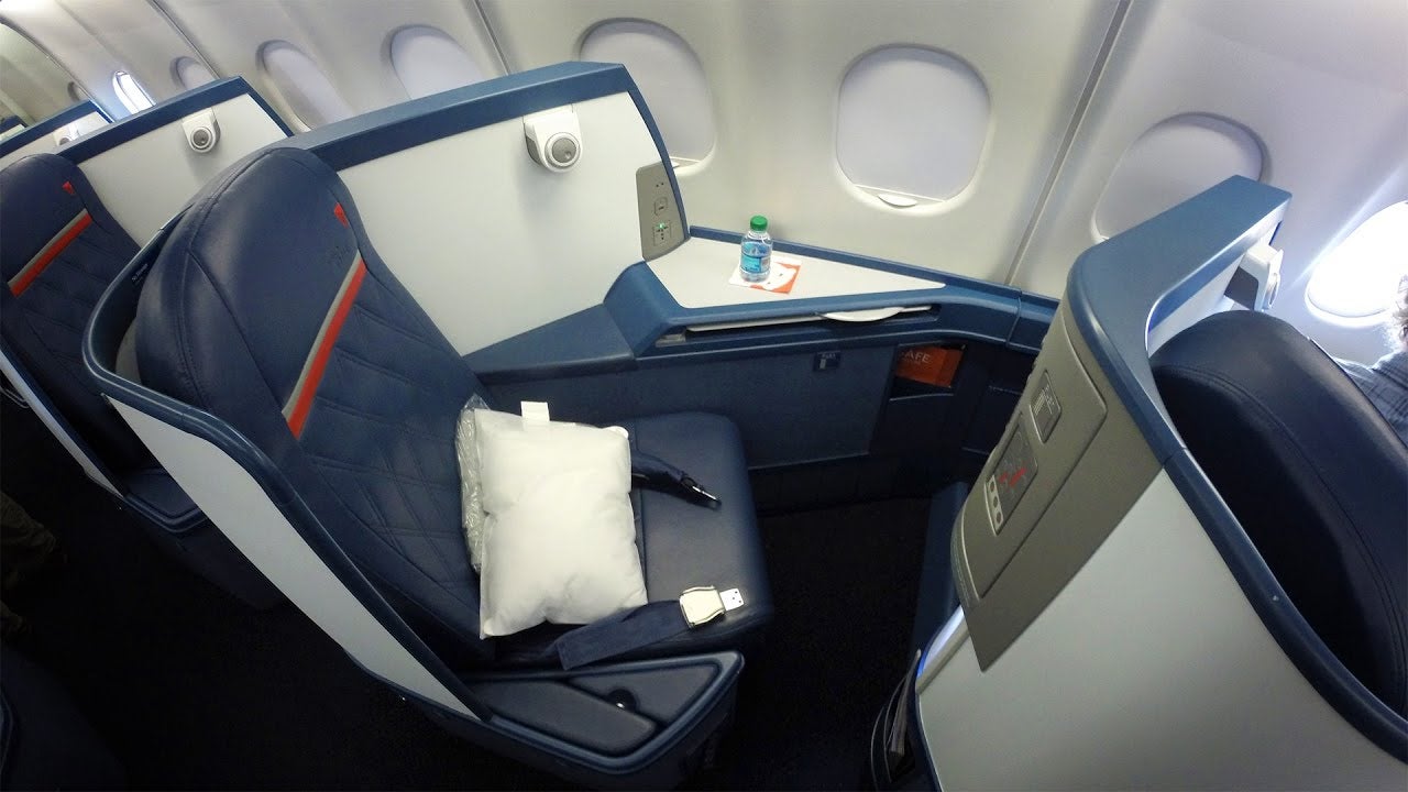 The 10 Best Domestic First And Business Class Airlines 2020 0577