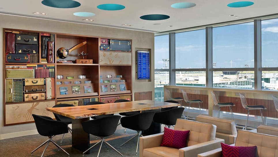 centurion lounge laguardia