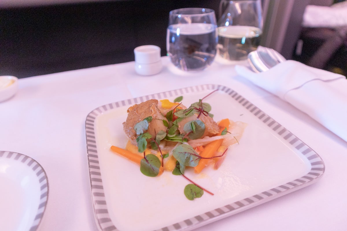 Singapore Airlines Airbus New A380 Business Class Meal Service
