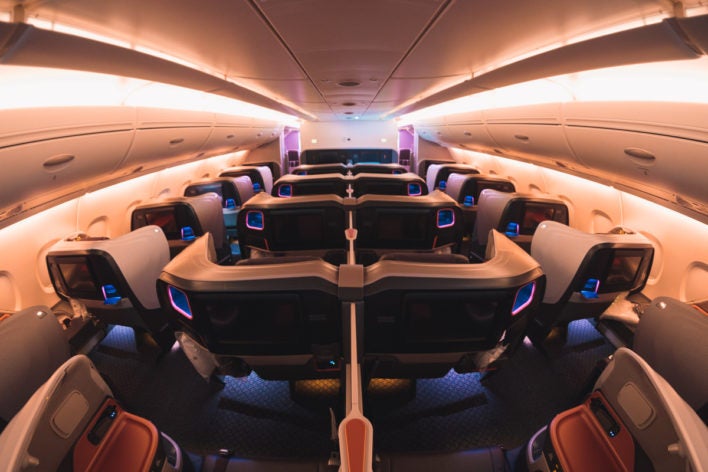 Singapore Airlines New Airbus A380 Business Class Review [Images]