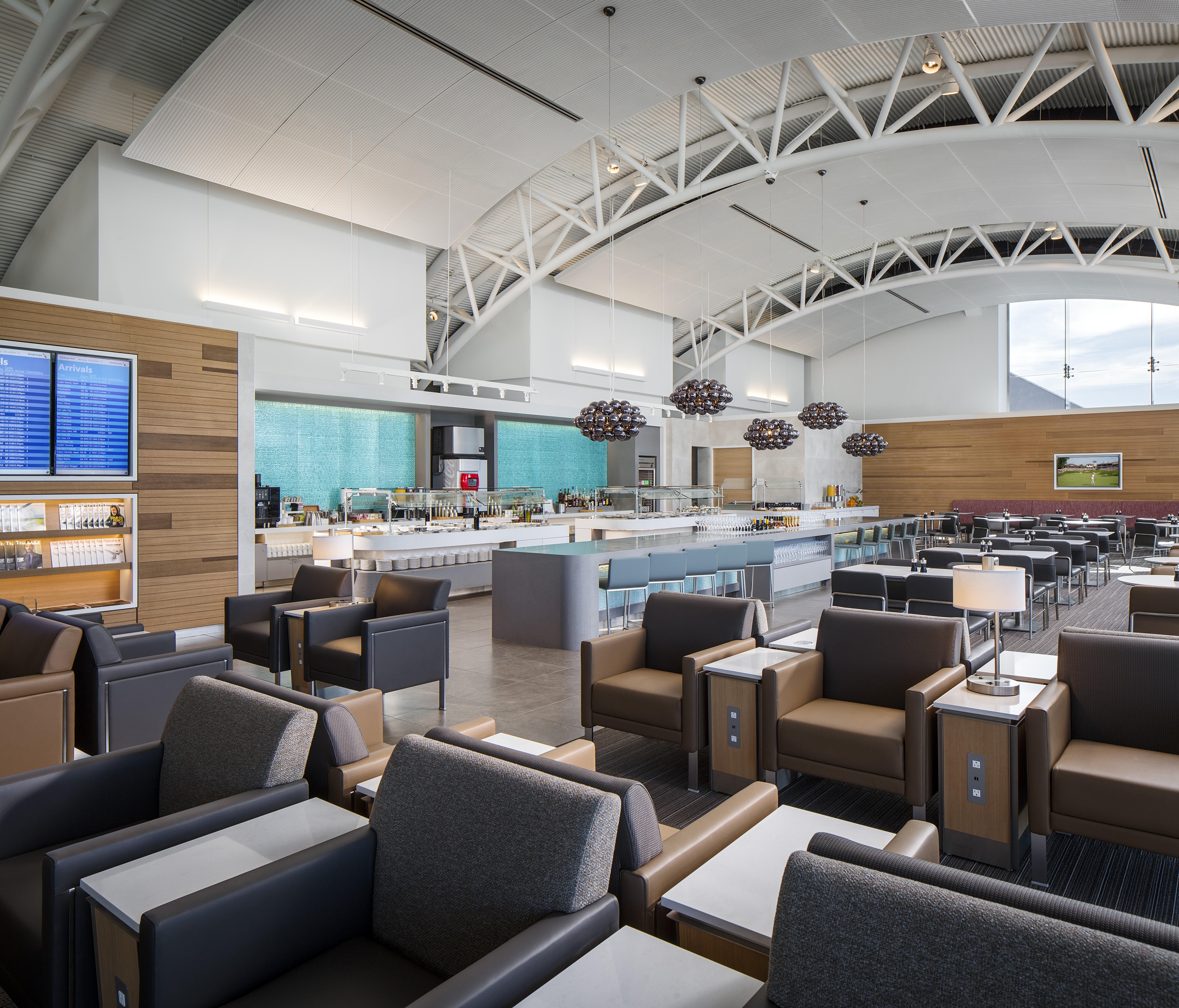 American Airlines Flagship Lounge LAX - Self Serve Food and Bar