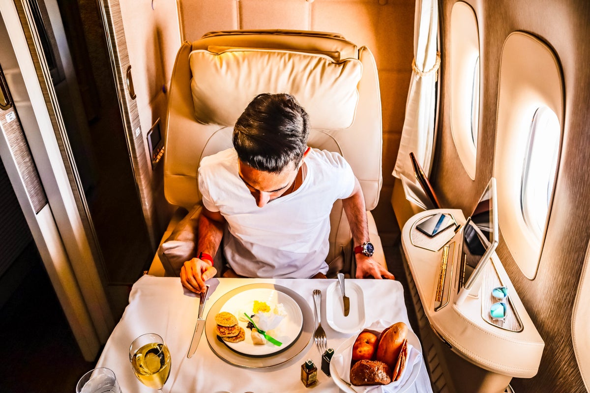 Emirates First Class Game Changer - Dining