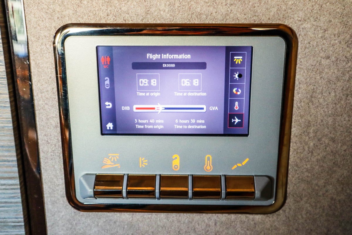 Emirates First Class Game Changer - Flight Information Panel