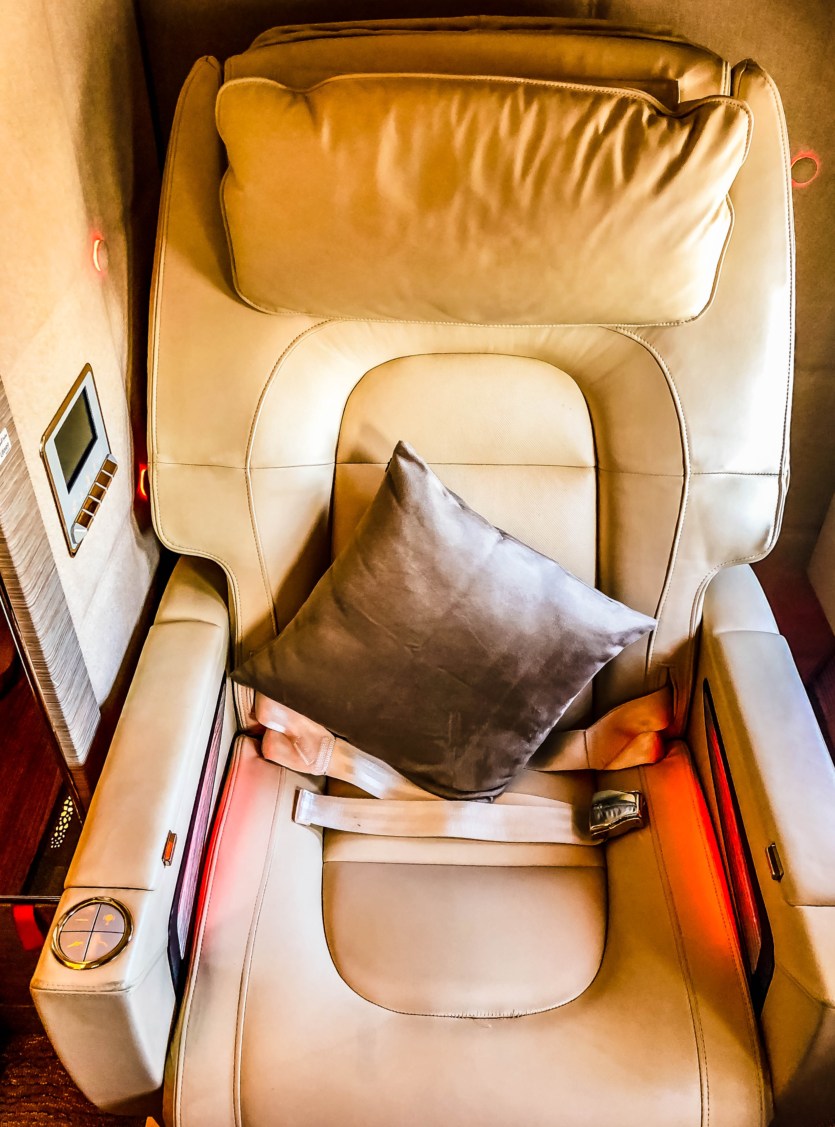 Emirates First Class Game Changer - The 'Mercedes Benz" seat