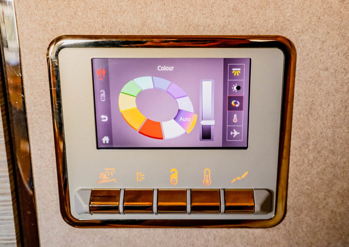 Emirates First Class Game Changer - Mood Lighting Controls