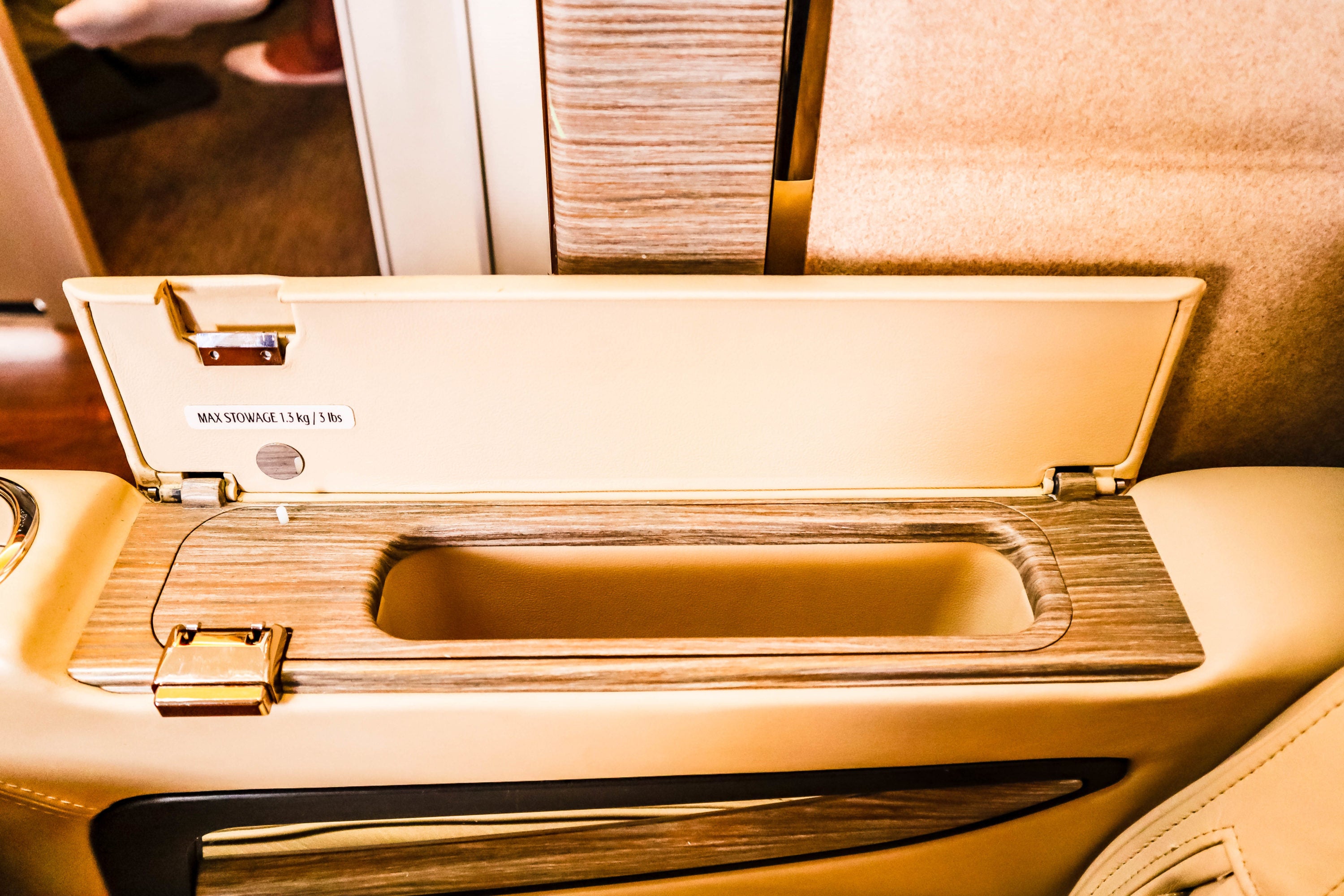Emirates First Class Game Changer - Seat Storage