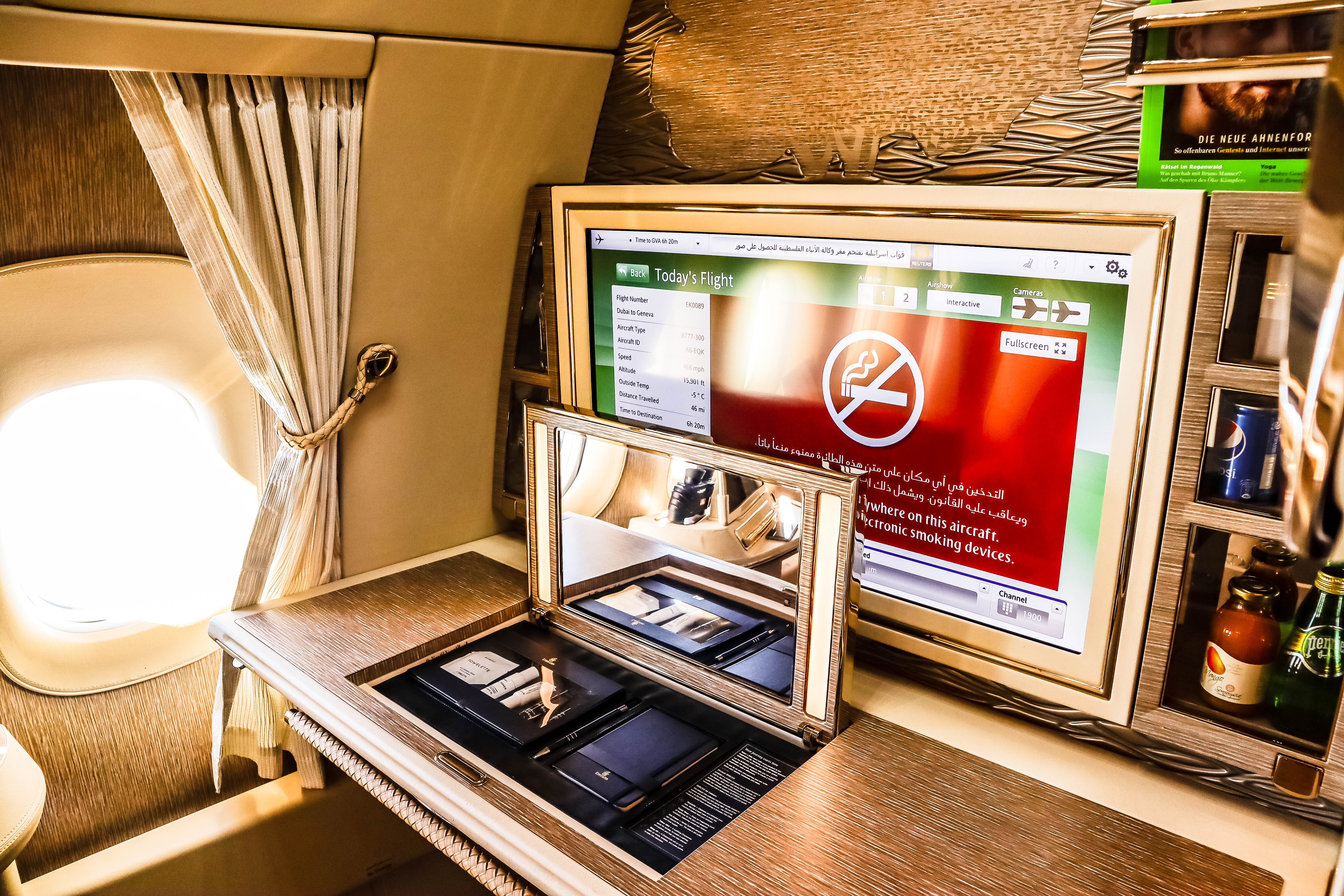 Emirates First Class Game Changer - Vanity Mirror