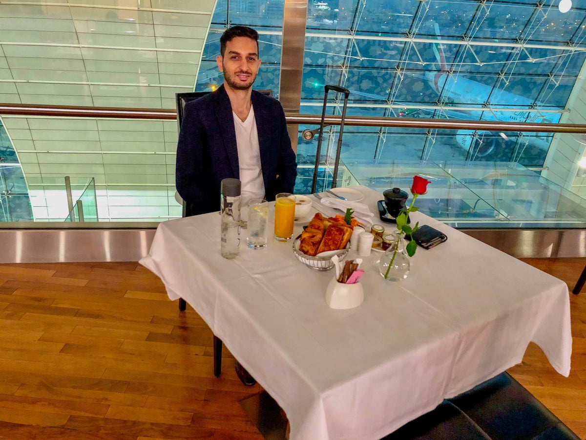 Emirates First Class Lounge - Breakfast