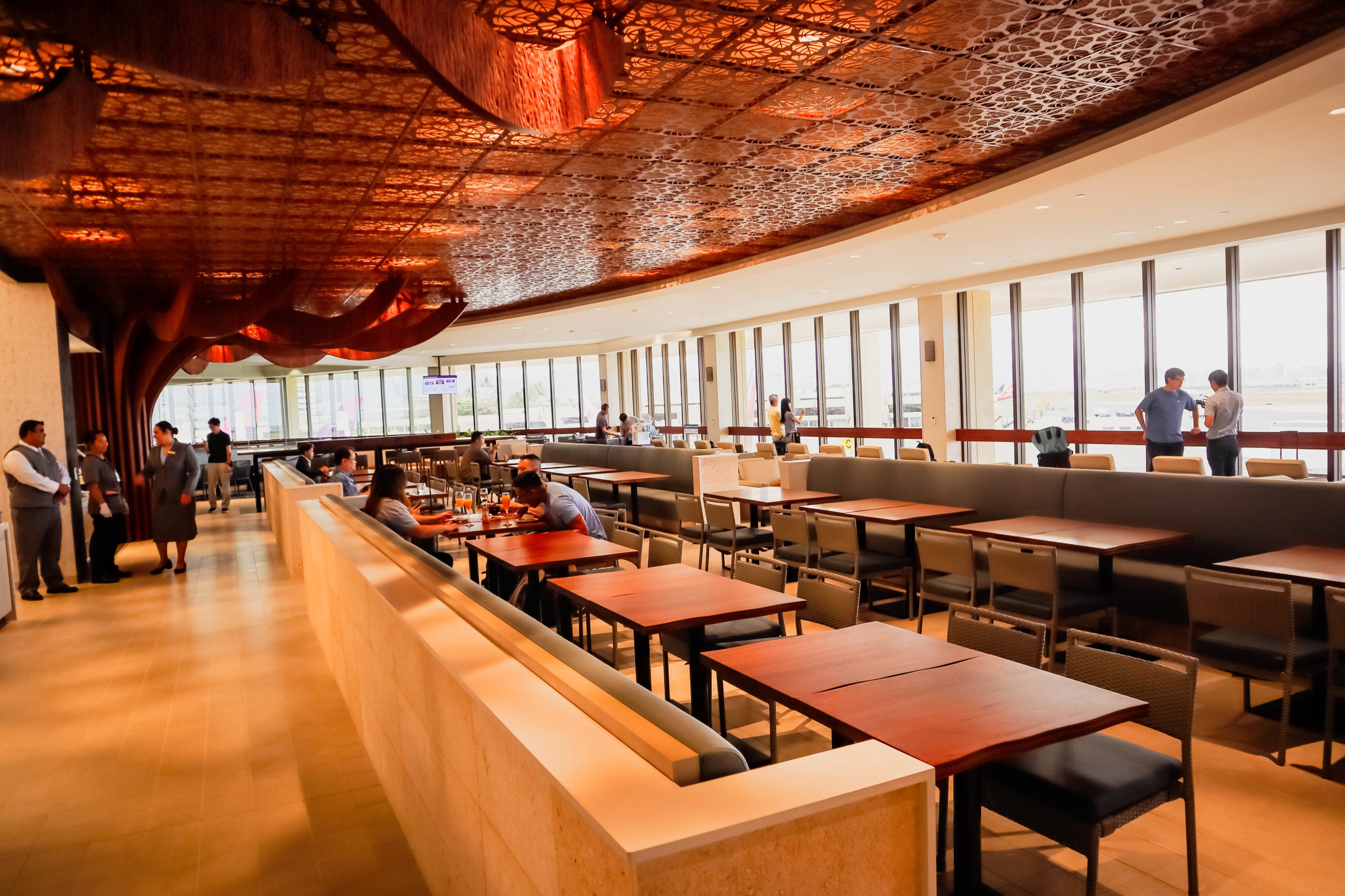 ANA Lounge Honolulu
