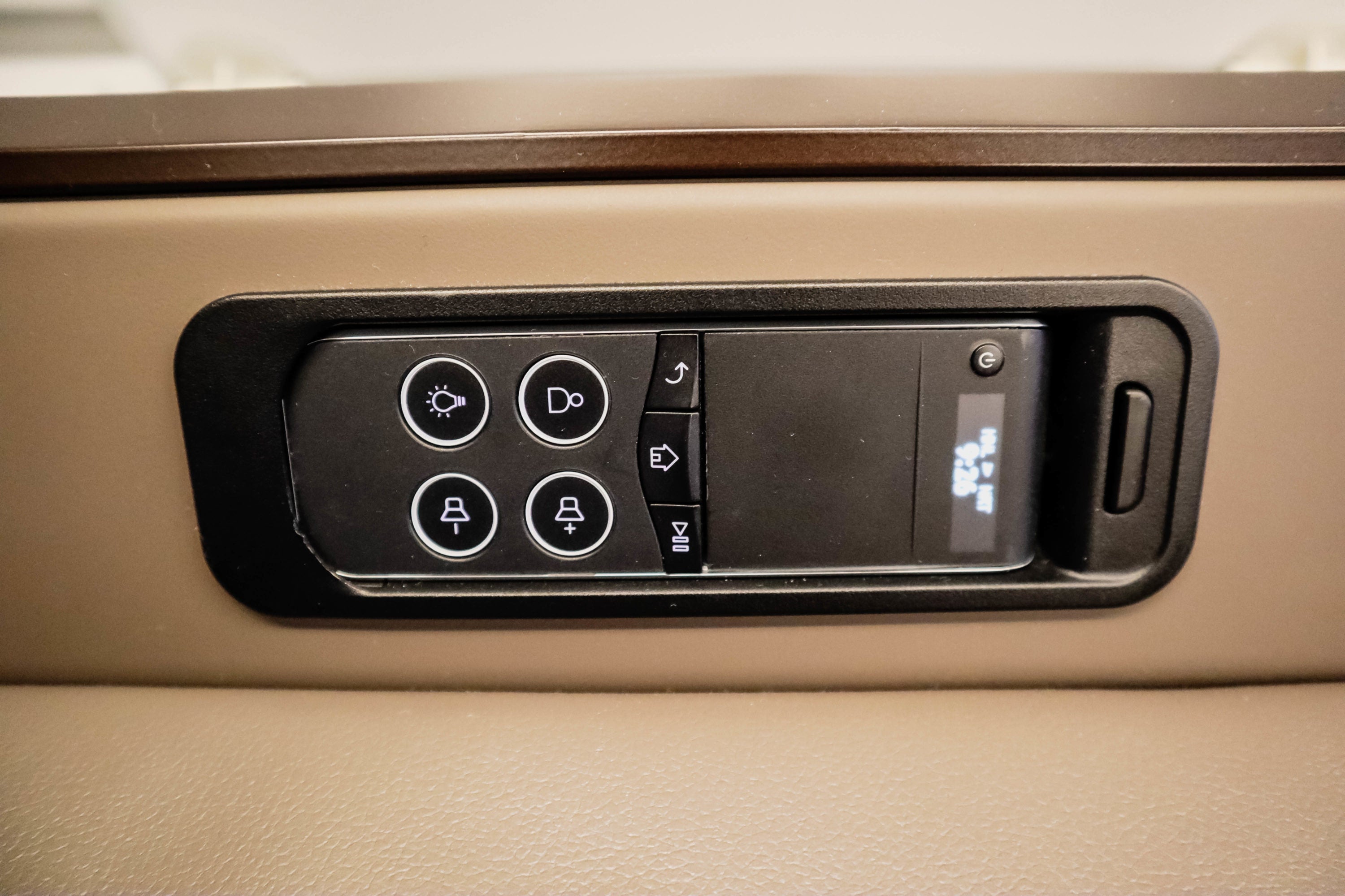 ANA A380 First Class; IFE Control