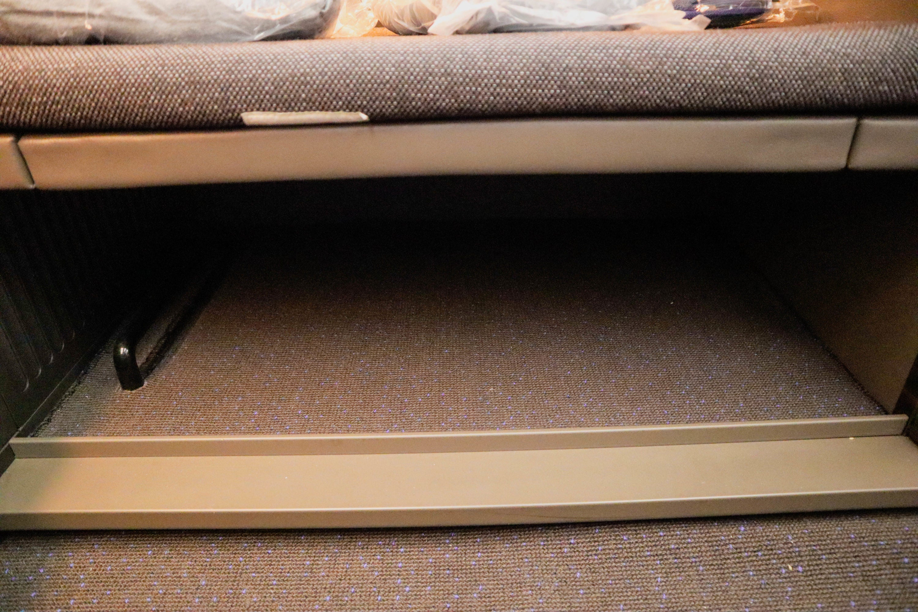ANA A380 First Class; Storage