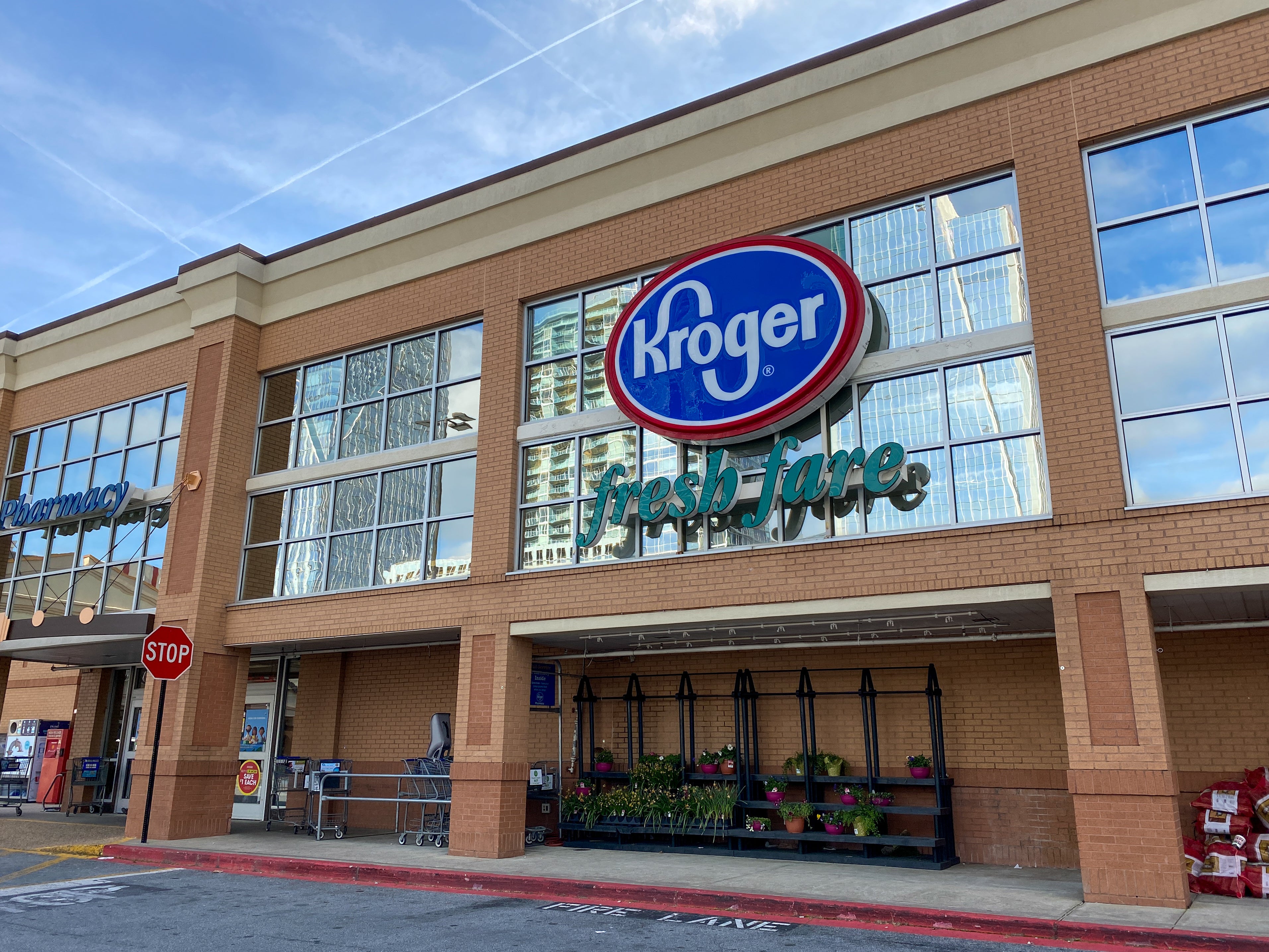 New Kroger Credit Card Launches With $100 Bonus, Free Boost Membership, and No A...