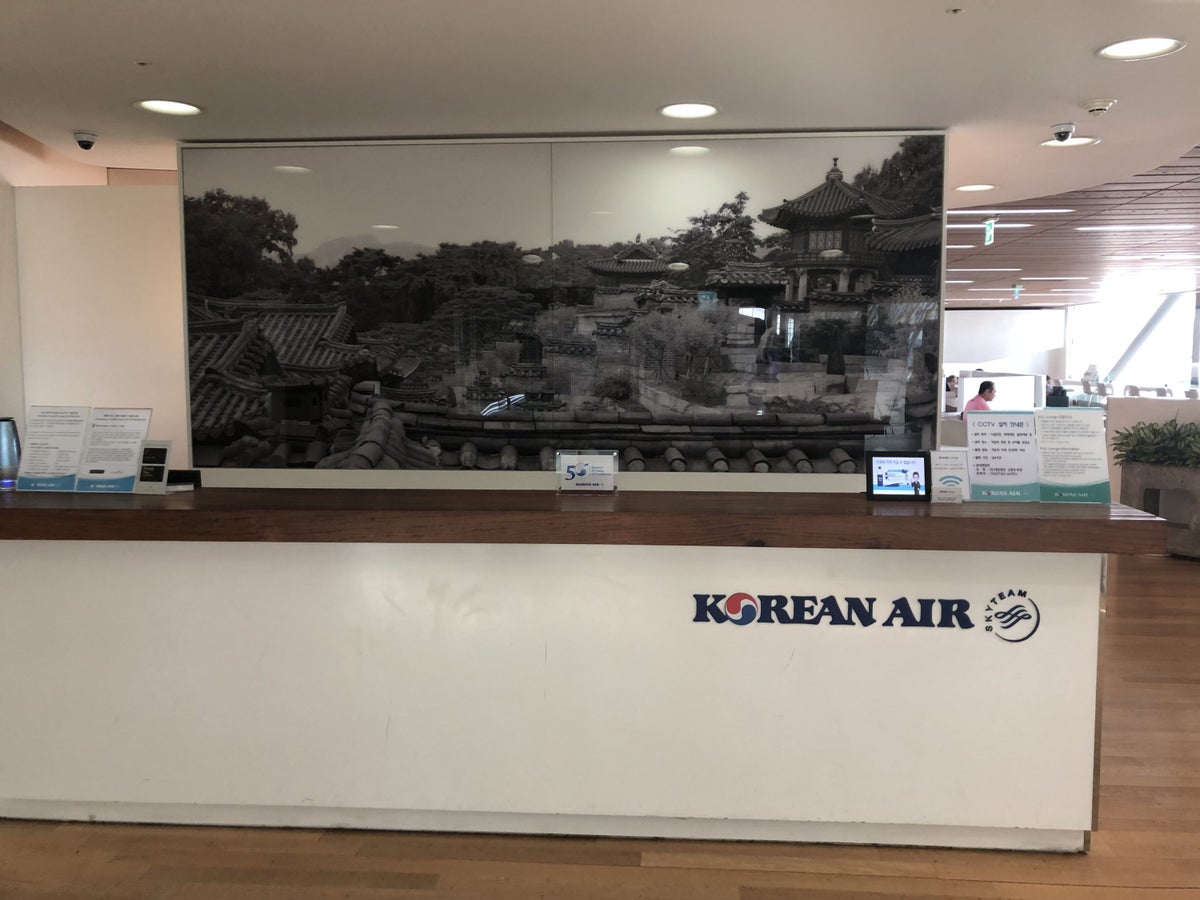 Korean Air Business Class Lounge Front Desk