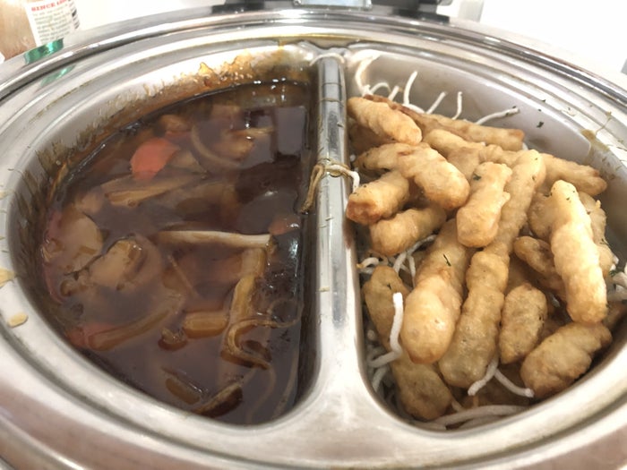Korean Air business class lounge hot food 2