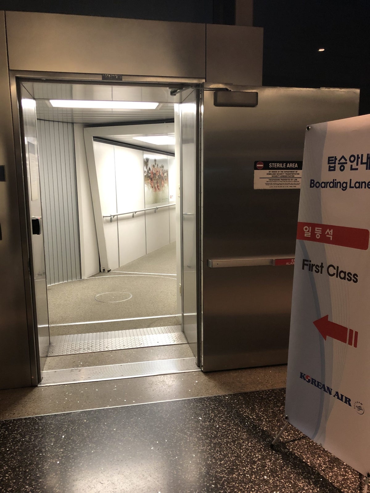 Korean Air first class boarding door