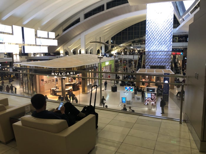 Korean Air lounge LAX seating area 1